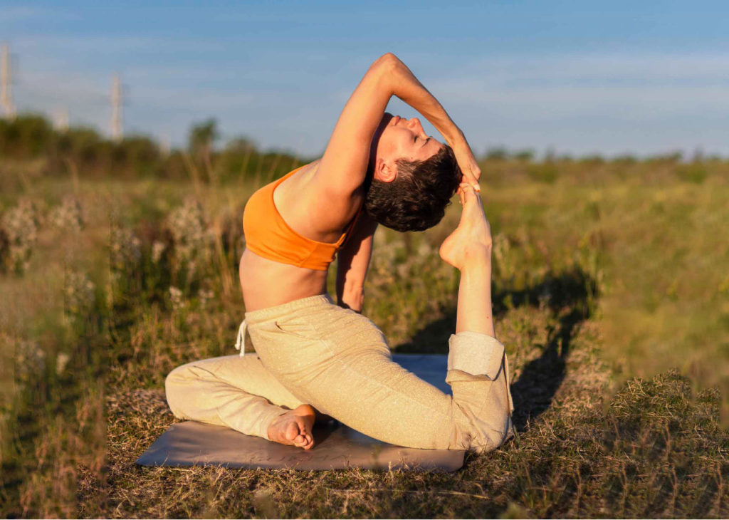 5 Beneficios de incorporar accesorios de Yoga – Sukhaonline